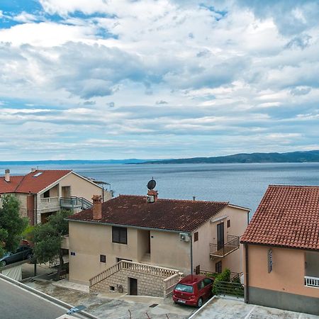 Apartments And Rooms By The Sea Brela, Makarska - 2752 외부 사진