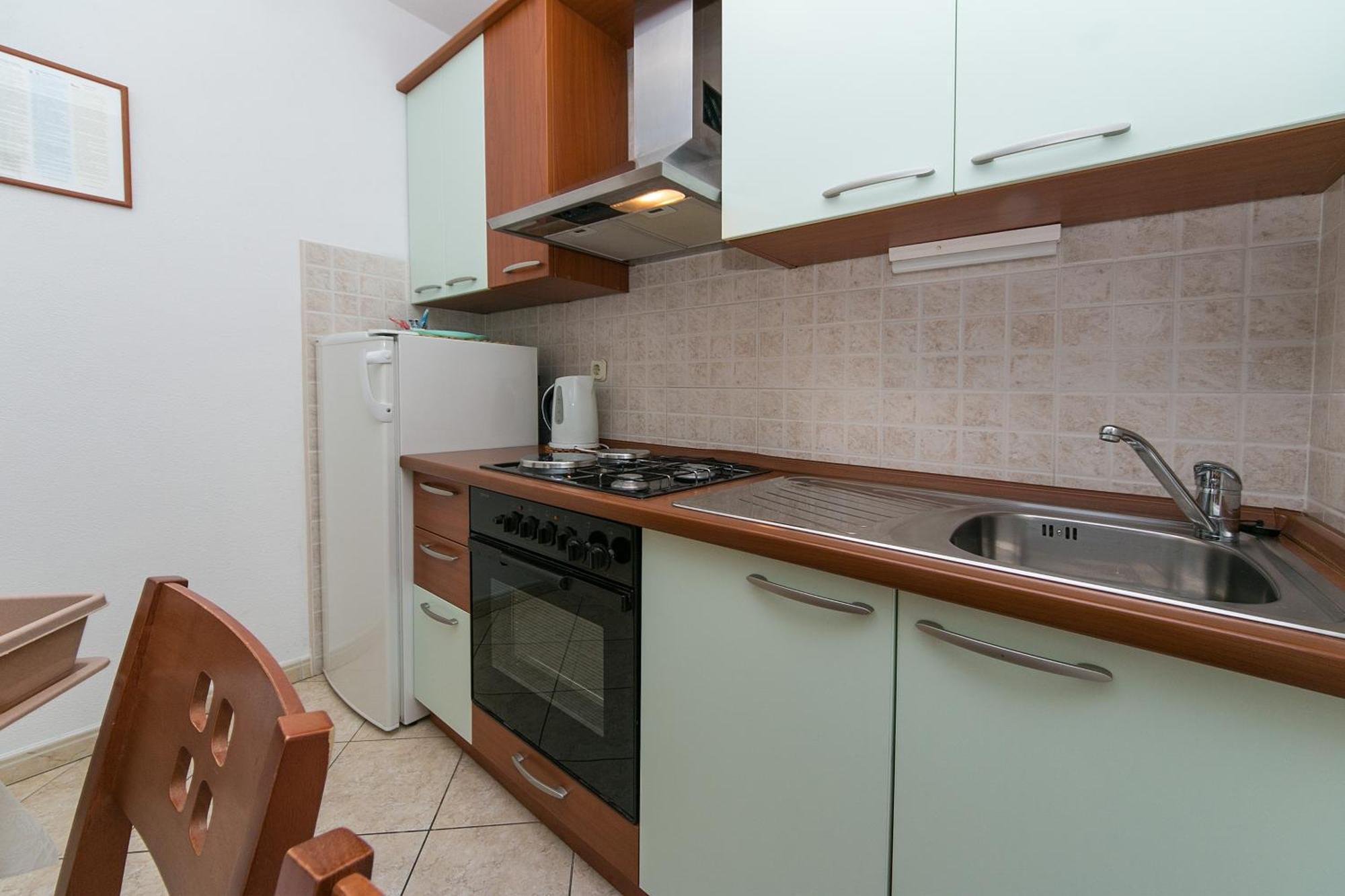 Apartments And Rooms By The Sea Brela, Makarska - 2752 객실 사진