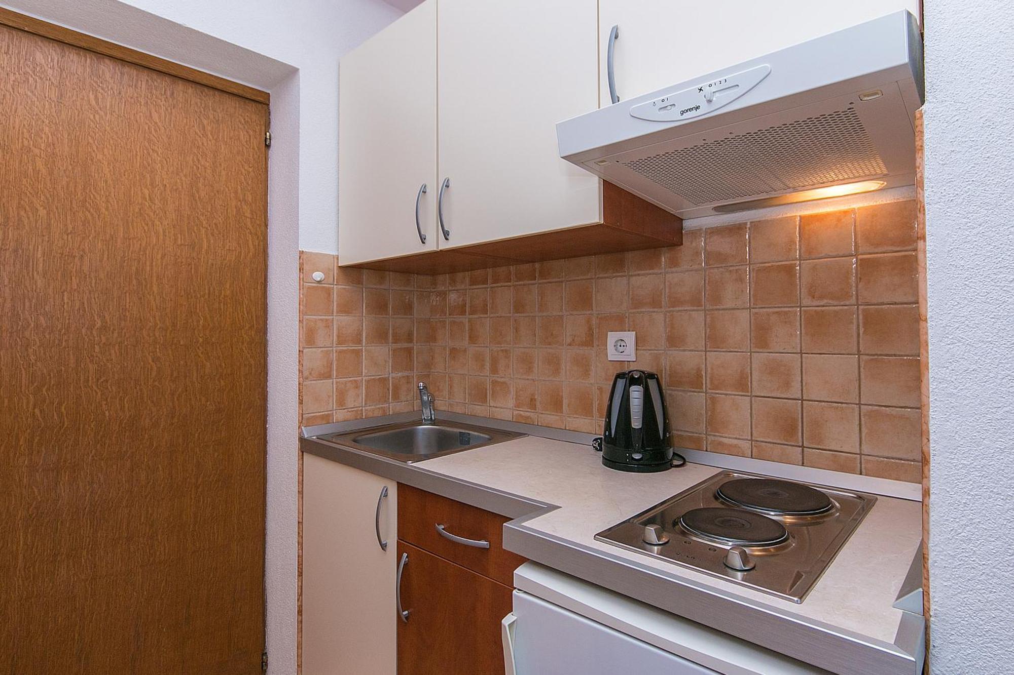 Apartments And Rooms By The Sea Brela, Makarska - 2752 객실 사진