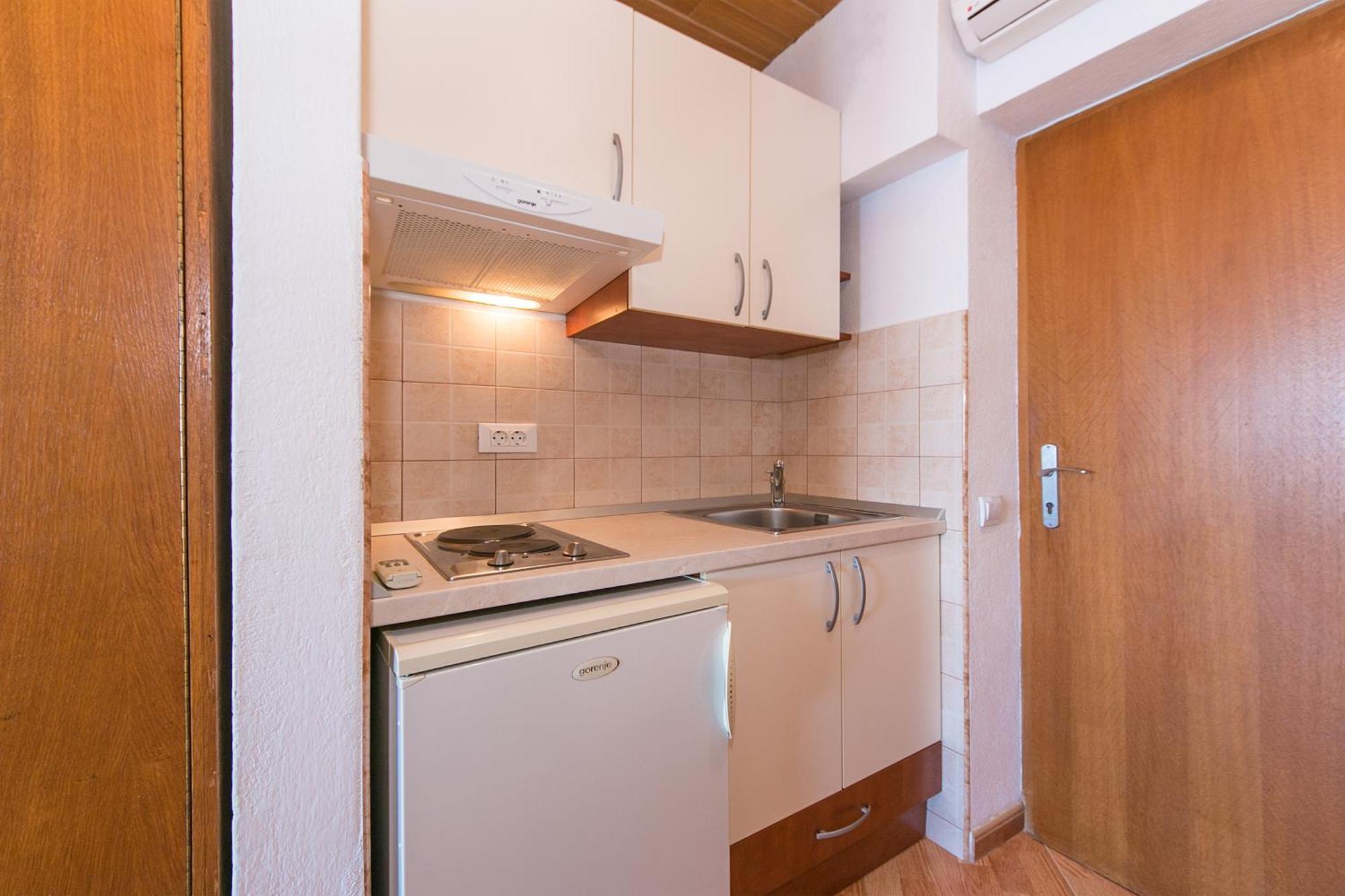 Apartments And Rooms By The Sea Brela, Makarska - 2752 객실 사진
