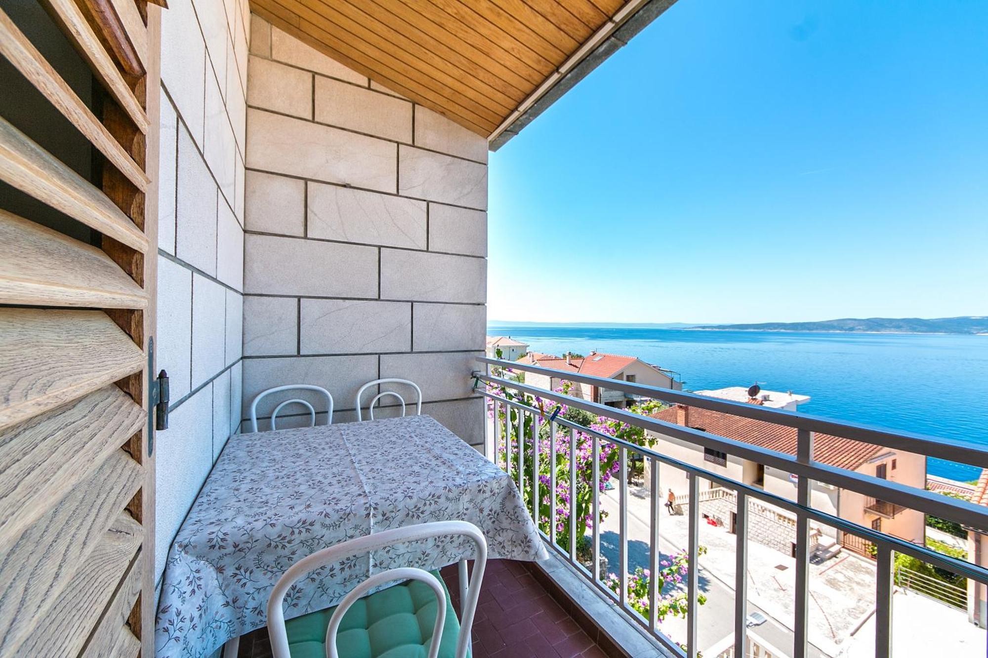 Apartments And Rooms By The Sea Brela, Makarska - 2752 외부 사진