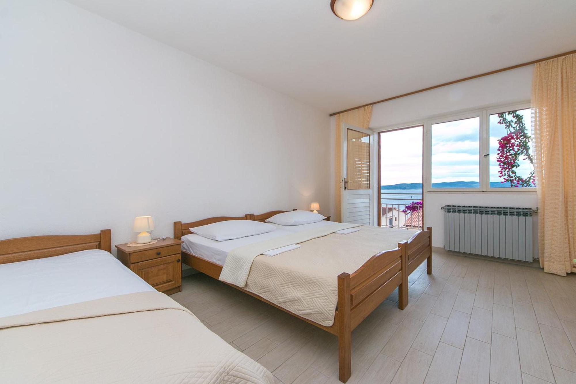 Apartments And Rooms By The Sea Brela, Makarska - 2752 외부 사진