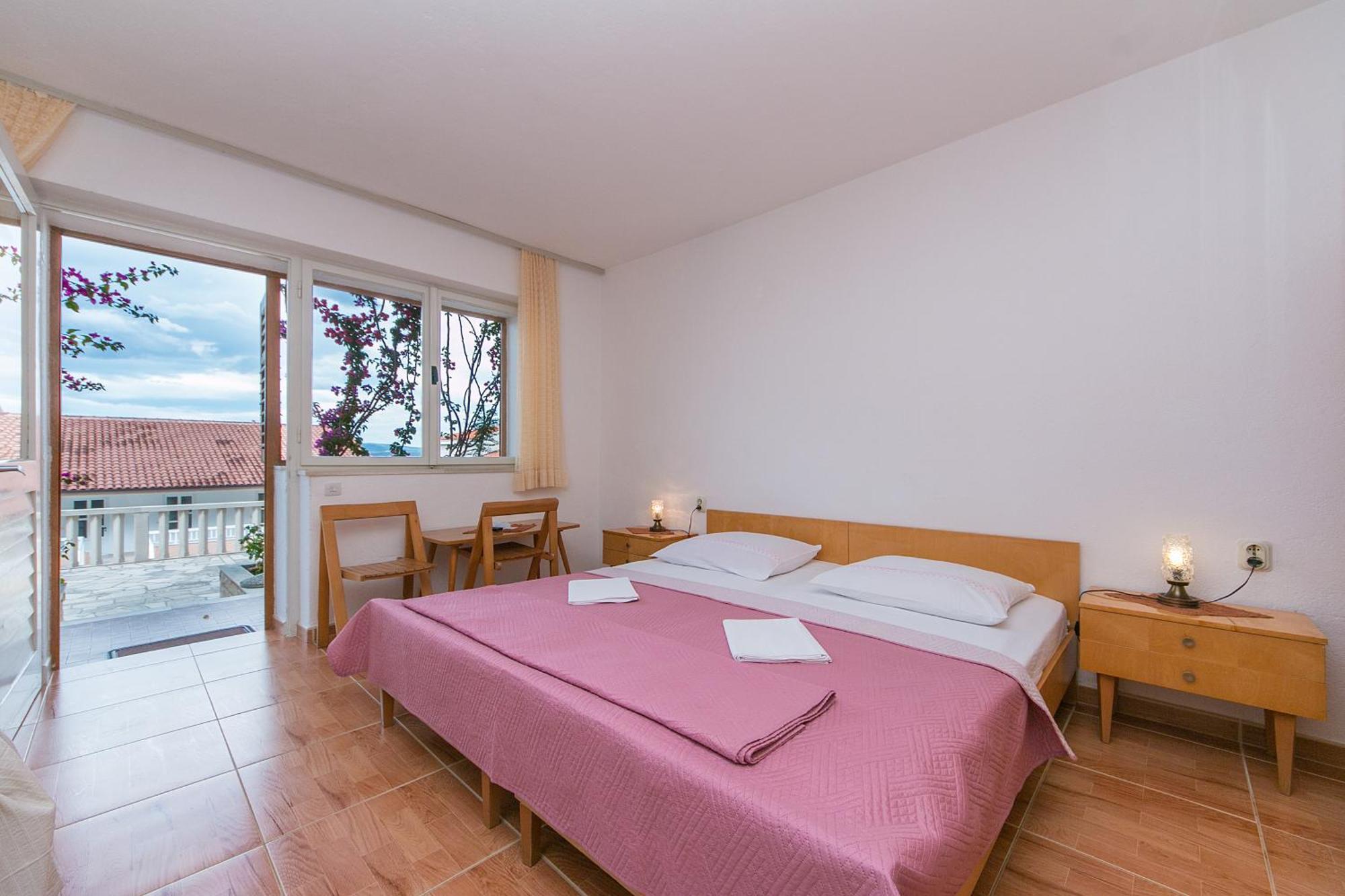 Apartments And Rooms By The Sea Brela, Makarska - 2752 외부 사진