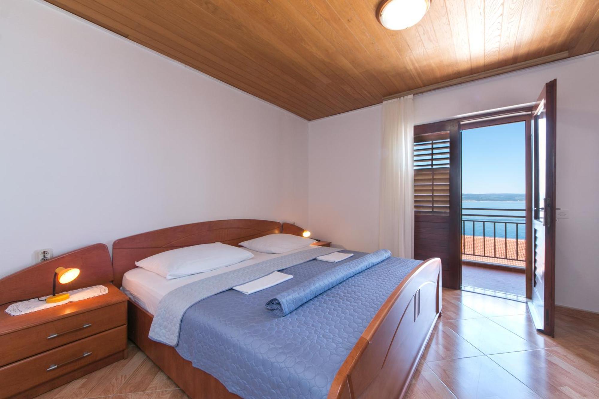 Apartments And Rooms By The Sea Brela, Makarska - 2752 외부 사진