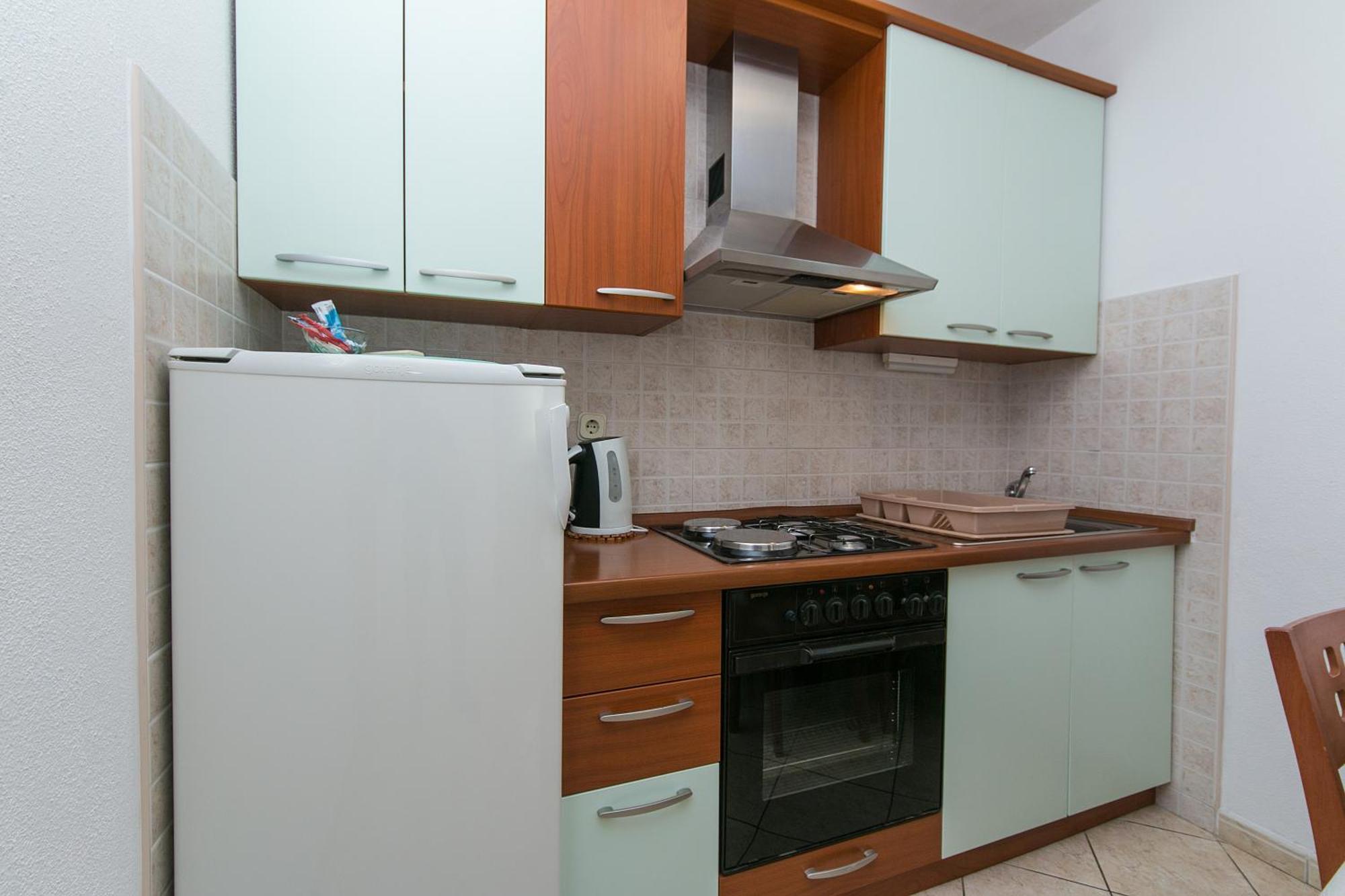 Apartments And Rooms By The Sea Brela, Makarska - 2752 외부 사진
