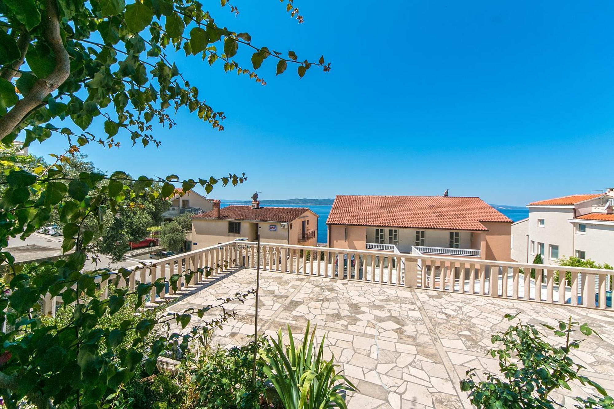 Apartments And Rooms By The Sea Brela, Makarska - 2752 외부 사진